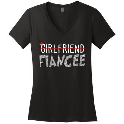 Fiancee Fiance Christmas Pajamas Engaged Couples Matching Women's V-Neck T-Shirt