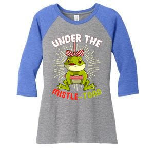 Funny Frog Christmas Under The Mistle Toad Xmas Frogs Froggy Gift Women's Tri-Blend 3/4-Sleeve Raglan Shirt