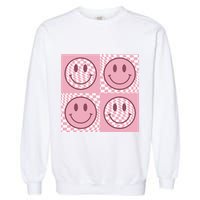 Funny Face Checkered Pattern Smile Face Meme Trendy Garment-Dyed Sweatshirt