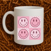 Funny Face Checkered Pattern Smile Face Meme Trendy Mug
