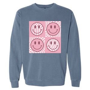 Funny Face Checkered Pattern Smile Face Meme Trendy Garment-Dyed Sweatshirt