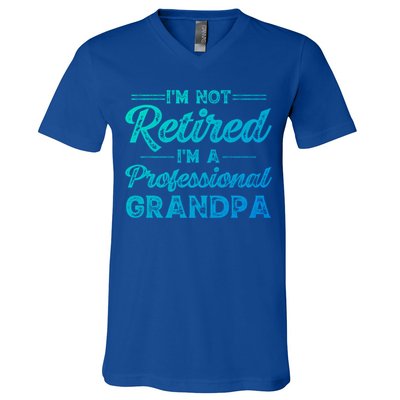 Funny Fathers Day Retired Grandpa Great Gift V-Neck T-Shirt