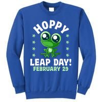 Funny Frog Hoppy Leap Day February 29 Birthday Leap Year Sweatshirt