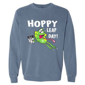 Funny Frog Hoppy Leap Day February 29 Leap Year Birthday Garment-Dyed Sweatshirt