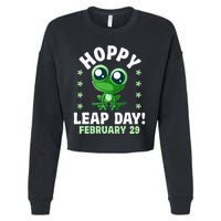 Funny Frog Hoppy Leap Day February 29 Birthday Leap Year Cropped Pullover Crew