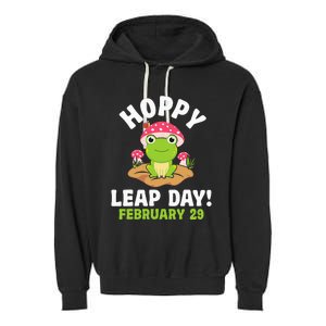 Funny Frog Hoppy Leap Day February 29 Birthday Leap Year Garment-Dyed Fleece Hoodie