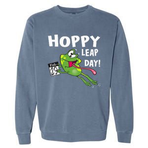 Funny Frog Hoppy Leap Day February 29 Leap Year Birthday Garment-Dyed Sweatshirt