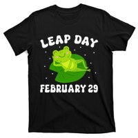 Funny Frog Leap Day February 29 Birthday Feb 29 Leap Year T-Shirt