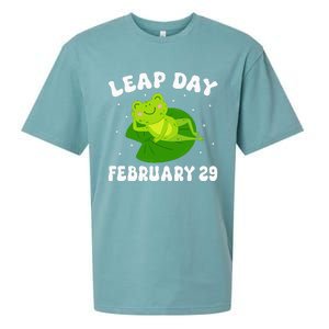 Funny Frog Leap Day February 29 Birthday Feb 29 Leap Year Sueded Cloud Jersey T-Shirt