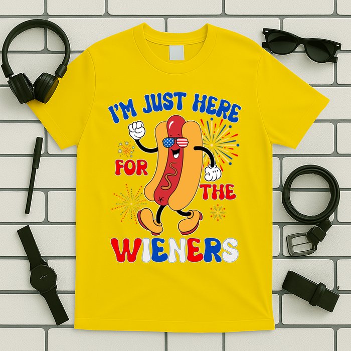 Funny Fouth Of July IM Just Here For The Wieners Hotdog Lover T-Shirt
