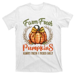 Farm Fresh Pumpkins Fun Autumn Halloween Thanksgiving Fall T-Shirt