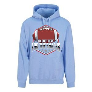 Funny Football Pun / I Am Just Here For The Snacks Meaningful Gift Unisex Surf Hoodie