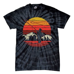 Fly Fishing Sunset Retro Trout Angling Fisherman Angler Gift Tie-Dye T-Shirt