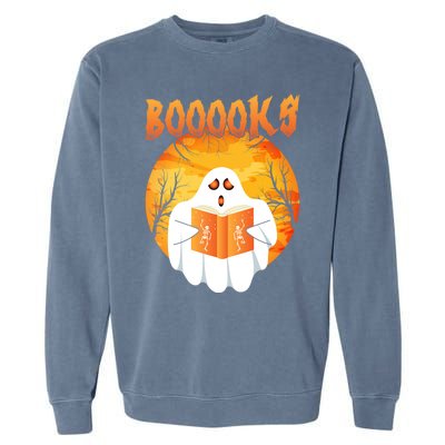 Fun Graphic Booooks Ghost Boo Read Books Halloween Gift Garment-Dyed Sweatshirt