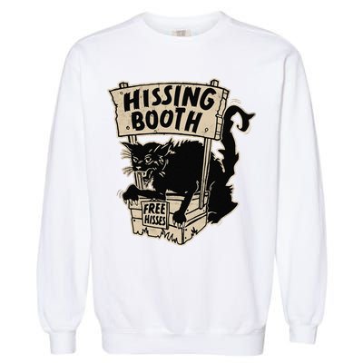 Funny Goth Black Cat Hissing Booth For Cat Moms & Cat Dads Garment-Dyed Sweatshirt