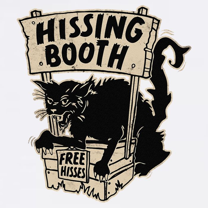 Funny Goth Black Cat Hissing Booth For Cat Moms & Cat Dads Garment-Dyed Sweatshirt
