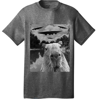 Funny Graphic Capybara Selfie With Ufos Weird T-Shirt