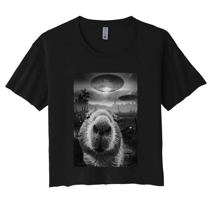 Funny Graphic Capybara Selfie With Ufos Weird Crop Top