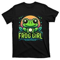 Frog Girl Cute Kawaii Anime Aesthetic Family Ambhibian Lover T-Shirt