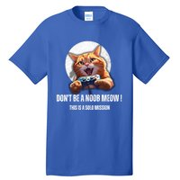 Funny Gamer Cat With Controller For Cat Lovers And Video Gamer Gift Tall T-Shirt