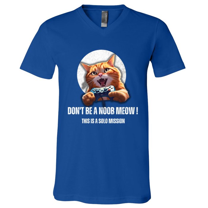 Funny Gamer Cat With Controller For Cat Lovers And Video Gamer Gift V-Neck T-Shirt