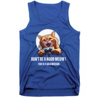 Funny Gamer Cat With Controller For Cat Lovers And Video Gamer Gift Tank Top