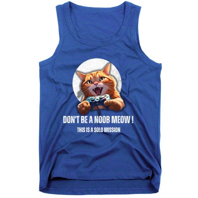 Funny Gamer Cat With Controller For Cat Lovers And Video Gamer Gift Tank Top