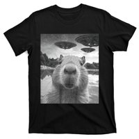 Funny Graphic Capybara Selfie With Ufos Weird T-Shirt