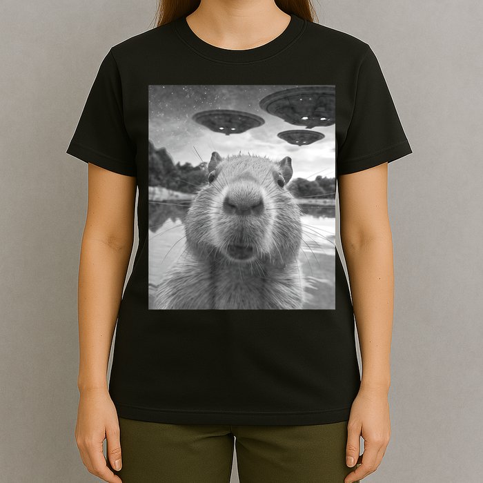 Funny Graphic Capybara Selfie With Ufos Weird T-Shirt