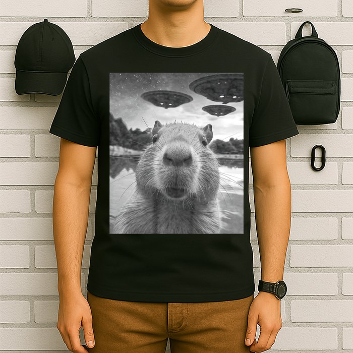 Funny Graphic Capybara Selfie With Ufos Weird T-Shirt