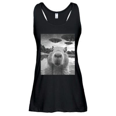 Funny Graphic Capybara Selfie With Ufos Weird Ladies Essential Flowy Tank