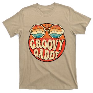 Funny Groovy Daddy 70s Aesthetic Nostalgia 1970s Retro Dad T-Shirt