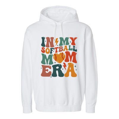 Funny Game Day Softball Lover Retro In My Softball Mom Era Gift Garment-Dyed Fleece Hoodie