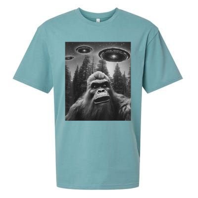 Funny Graphic For Bigfoot Sasquatch Alien Ufo Sueded Cloud Jersey T-Shirt