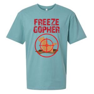 Freeze Gopher Hunting Funny Gopher Hunter Sueded Cloud Jersey T-Shirt