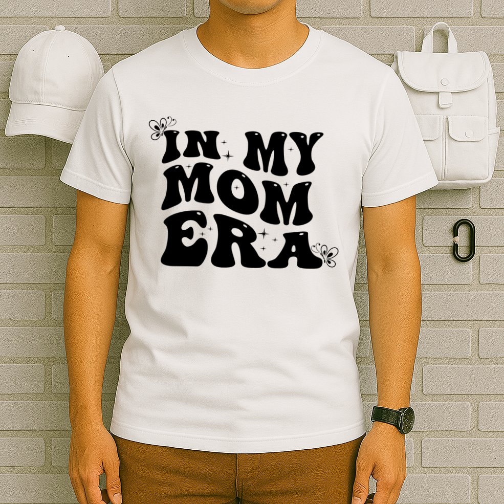 Funny Groovy In My Mom Era T-Shirt