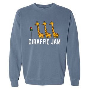 Funny Giraffic Jam Cute Giraffe Giraffe Pun Cute Giraffe Garment-Dyed Sweatshirt