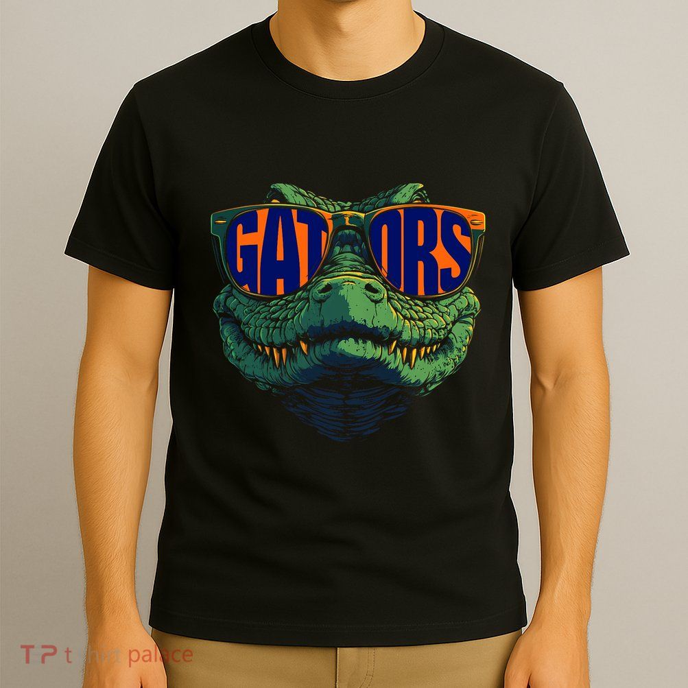 Funny Gators Name Vintage Classic 70s 80s 90s T-Shirt