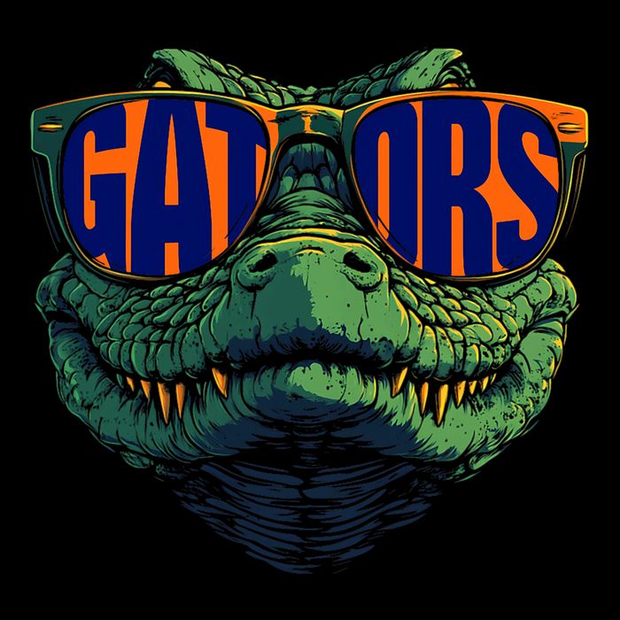 Funny Gators Name Vintage Classic 70s 80s 90s Button