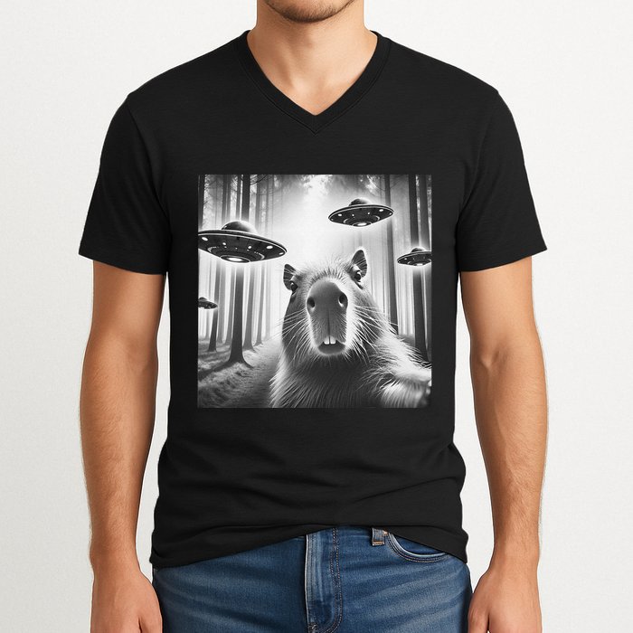 Funny Graphic Novelty Capybara Selfie With Ufo Weird Silly V-Neck T-Shirt