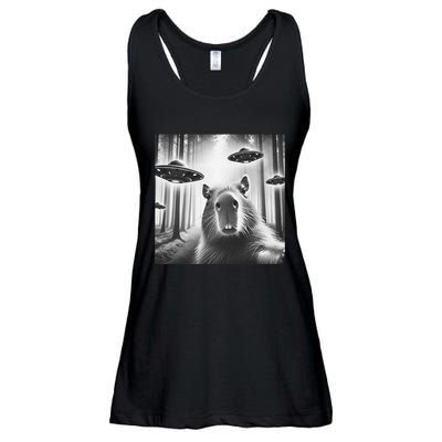 Funny Graphic Novelty Capybara Selfie With Ufo Weird Silly Ladies Essential Flowy Tank
