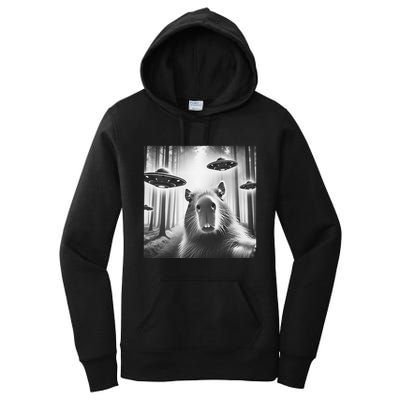 Funny Graphic Novelty Capybara Selfie With Ufo Weird Silly Women's Pullover Hoodie