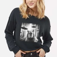 Funny Graphic Novelty Capybara Selfie With Ufo Weird Silly Cropped Pullover Crew