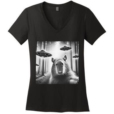 Funny Graphic Novelty Capybara Selfie With Ufo Weird Silly Women's V-Neck T-Shirt