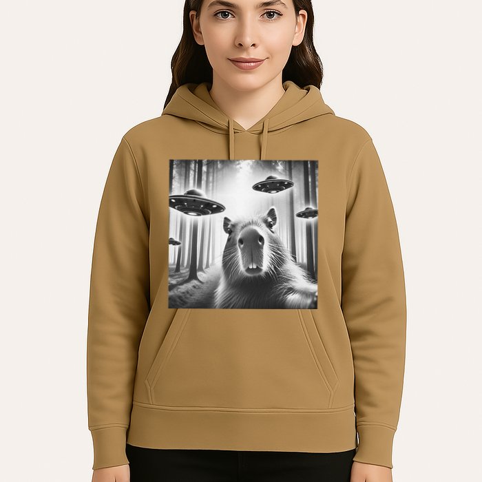 Funny Graphic Novelty Capybara Selfie With Ufo Weird Silly Hoodie