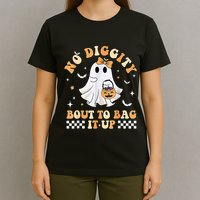 Funny Ghost No Diggity Bout To Bag It Up Spooky Halloween T-Shirt