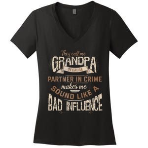 Funny Grandpa Partner In Crime Phrase Granddad Humor Women's V-Neck T-Shirt