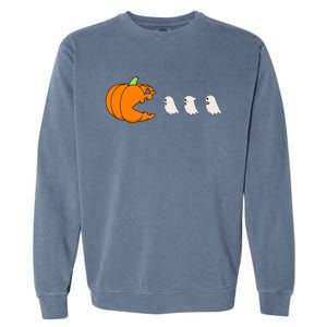 Funny Gamer Pumpkin Eating Ghost Halloween Cute Gift Garment-Dyed Sweatshirt