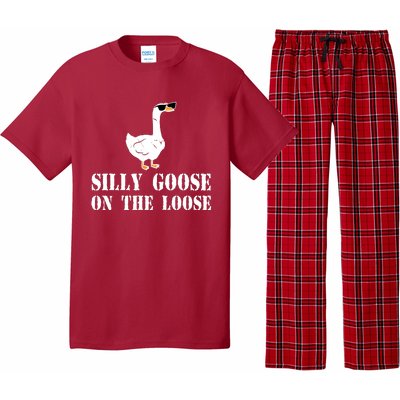 Funny Goose Quote Silly Goose On The Loose Pajama Set