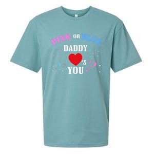 Funny Gender Reveal For Dad Gift Pink Or Blue Daddy Loves You Gift Sueded Cloud Jersey T-Shirt